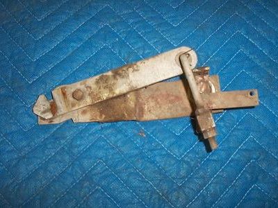 Erie 77 Door Lock Mechanism