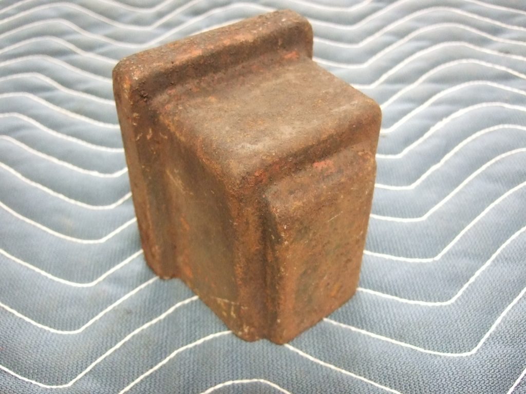 Bennett 76 Hose Outlet Cover
