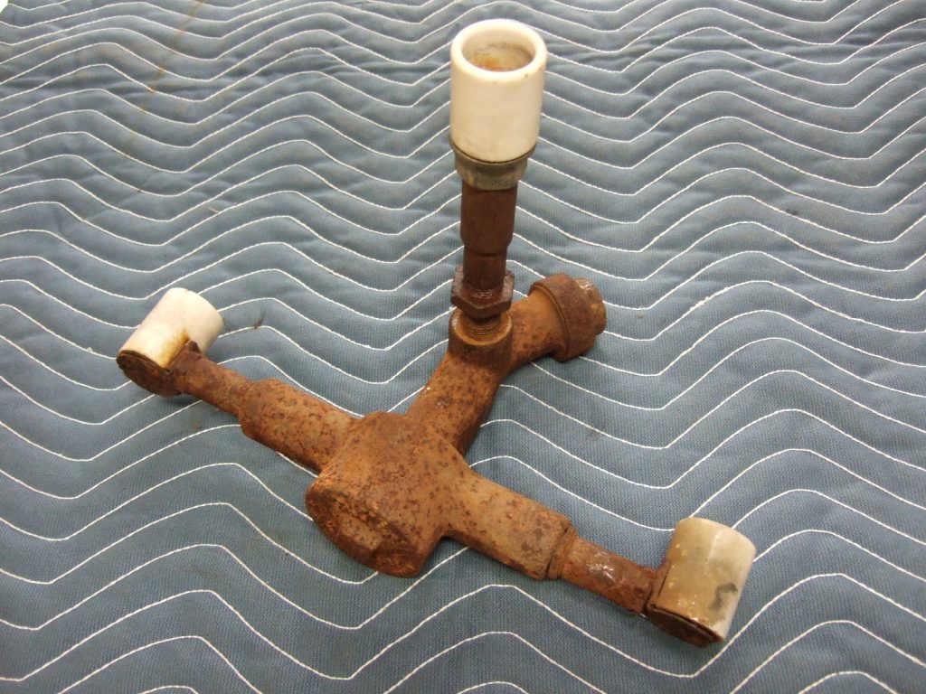 Bennett 76 Light Manifold