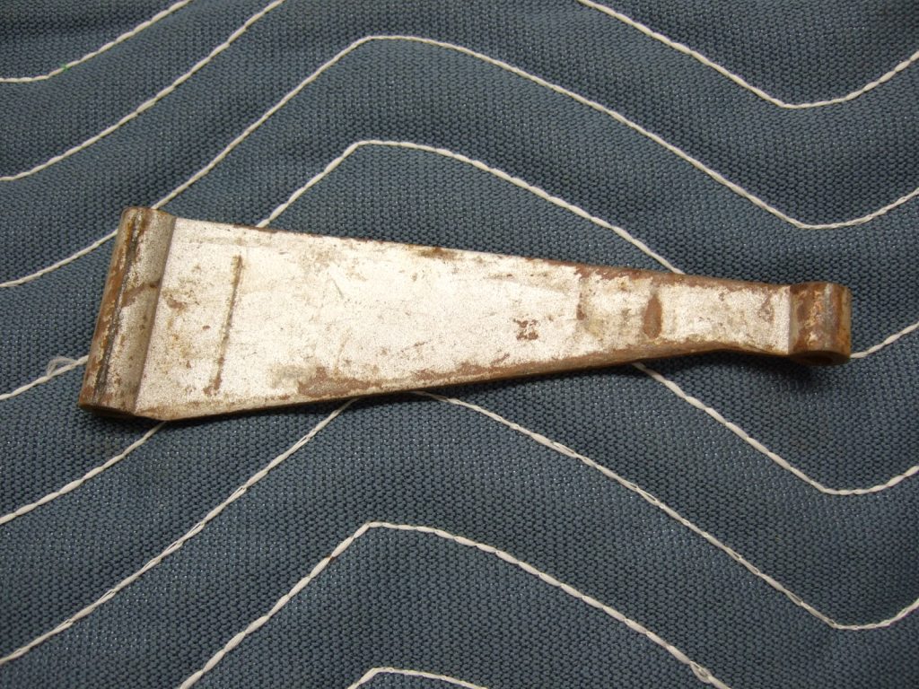 Wayne 80 Larger Half Hinge