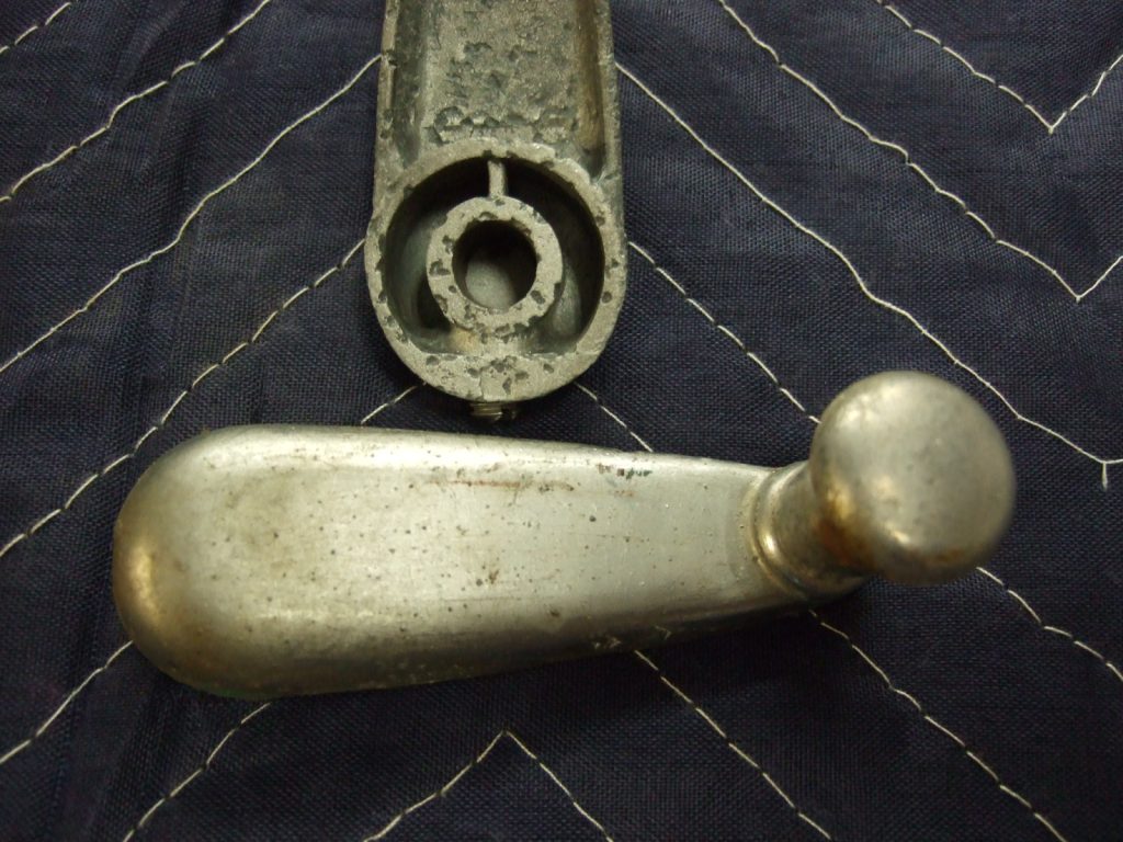 Tokheim 39 Crank Handle for Round Shaft